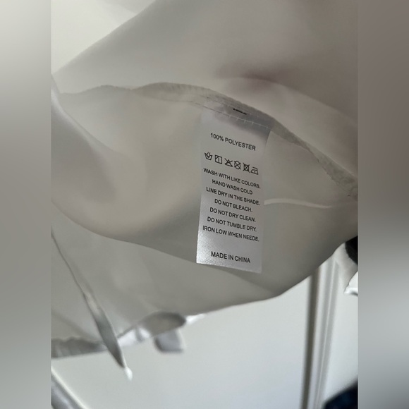 Short Sleeve Bridal Robe - Picture 10 of 10